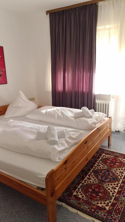 Landgasthof Rose Hotel Дитцинген Екстериор снимка