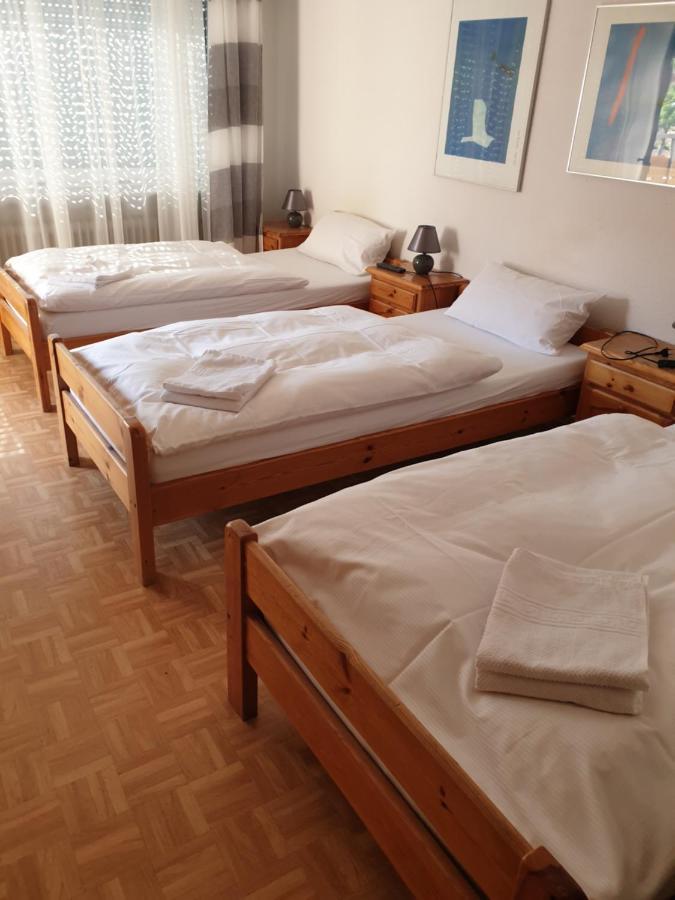 Landgasthof Rose Hotel Дитцинген Екстериор снимка